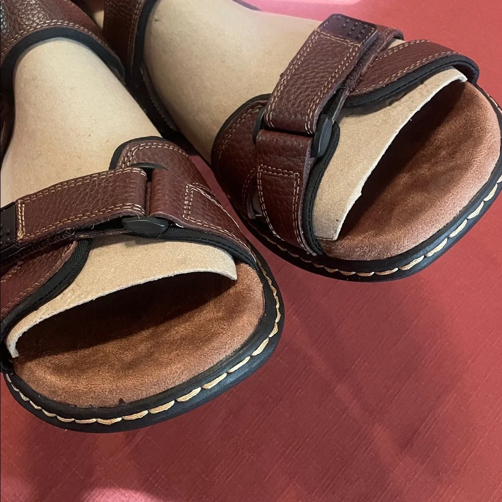 🌸NEW DR SCHOLL’S Gus Men’s Leather Sandal - size 11